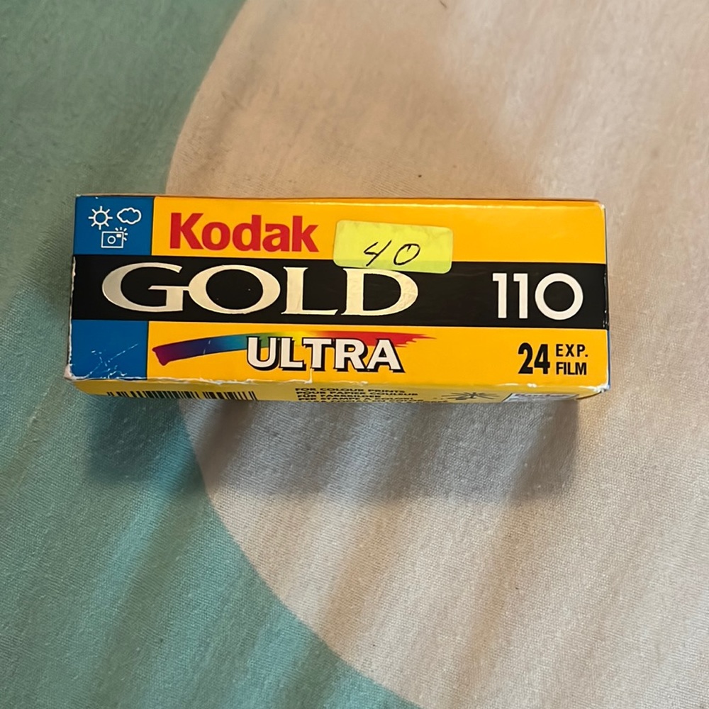 Kodak Gold Ultra 110 24 EXP Film ISO 400/27 13x17 mm GC 110-24 Process C-41